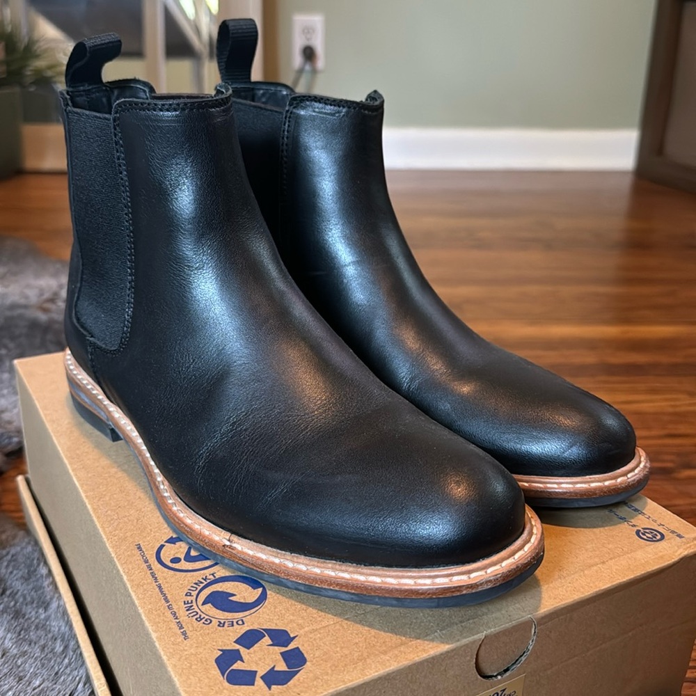 Nisolo Black Leather Boots